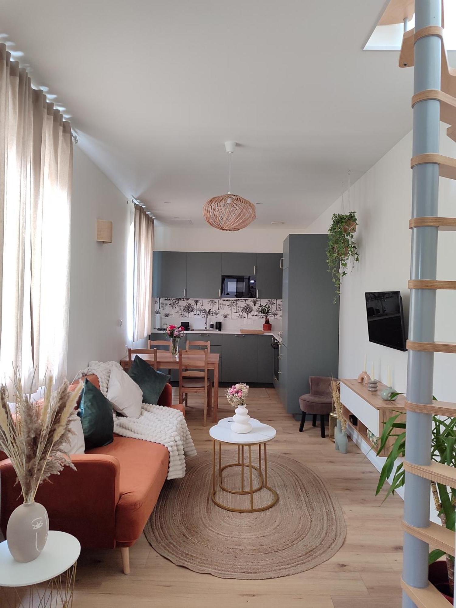 Maison Cosy Terrasse Ensoleille Clermont-Ferrand Bagian luar foto